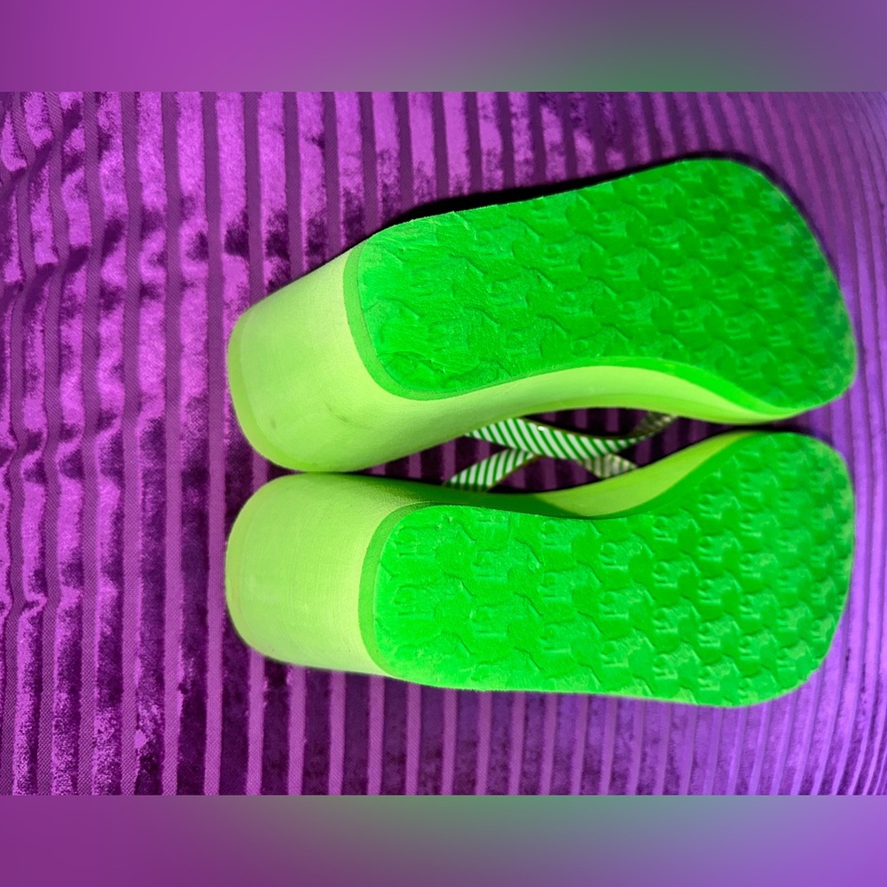 Y2K Lime Green Polo Wedge Sandals - Picture 10 of 11